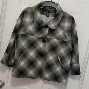 D.F.A. New York Crop Style Blazer - XL